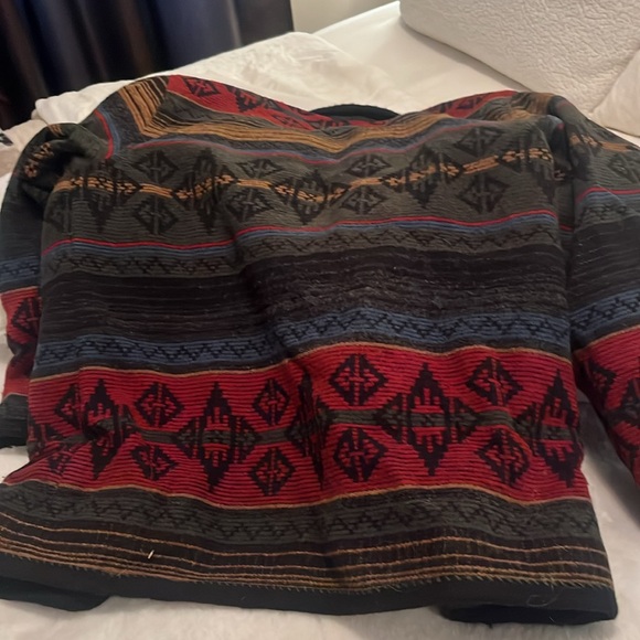 Wool rich women’s Aztec coat made in USA size M. - Picture 2 of 4